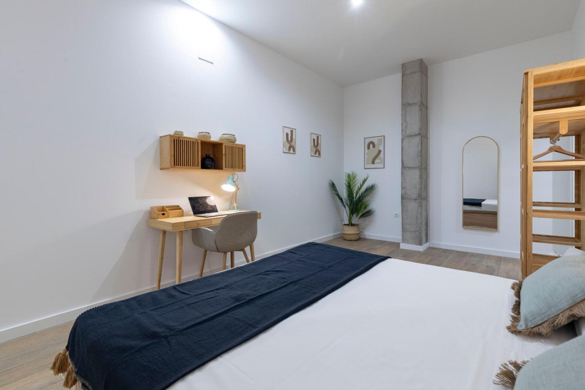 Travel Habitat Mediterranean Suites บาเลนเซีย ภายนอก รูปภาพ