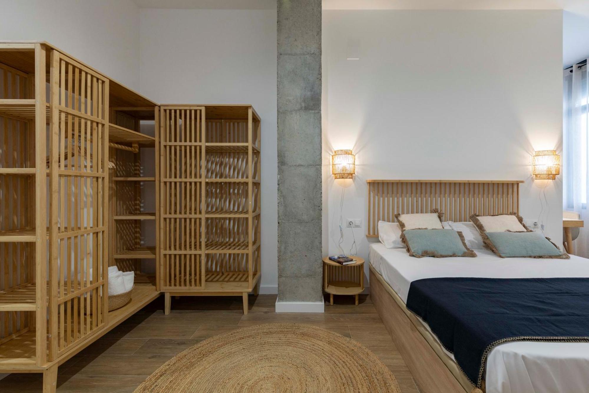 Travel Habitat Mediterranean Suites บาเลนเซีย ภายนอก รูปภาพ