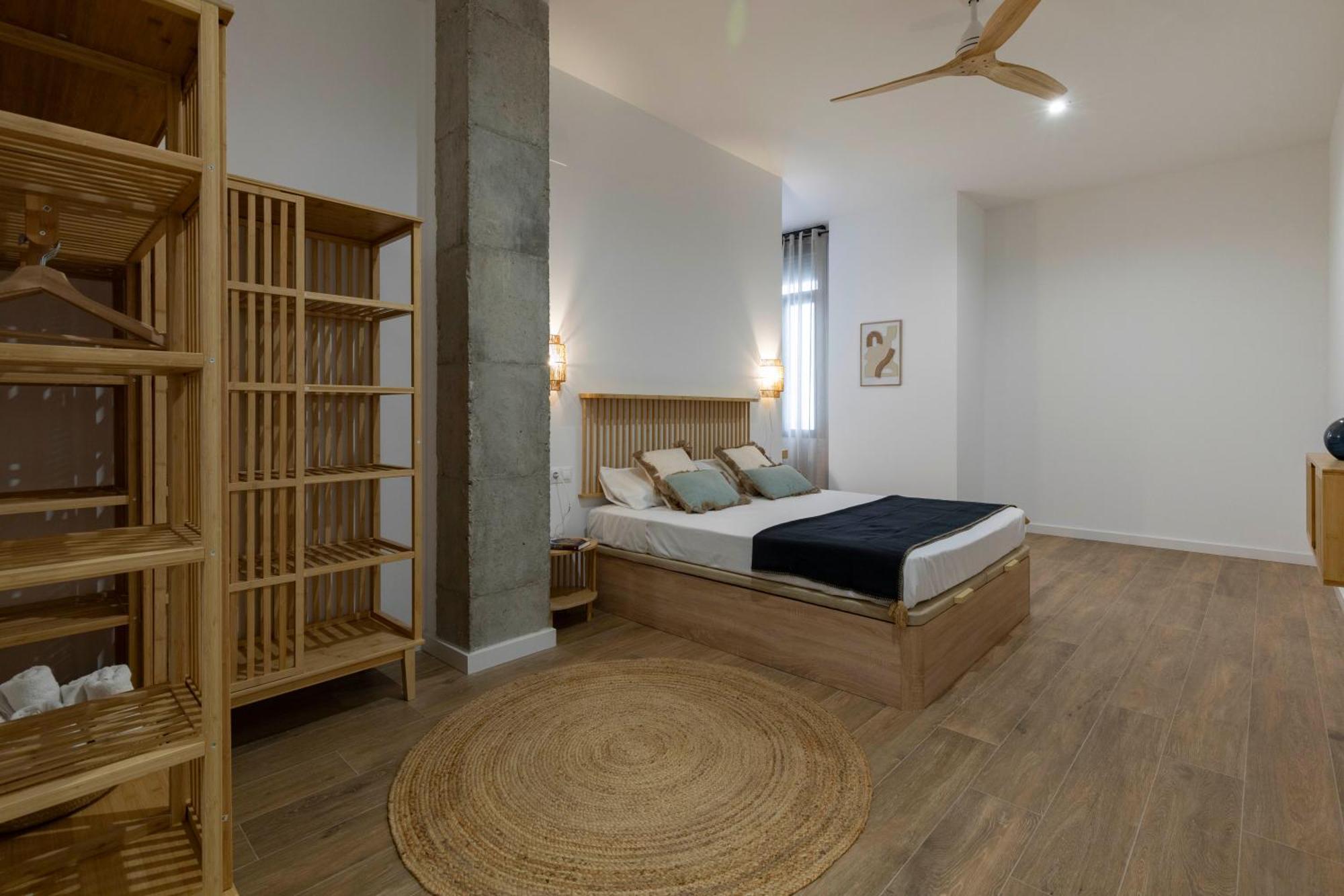 Travel Habitat Mediterranean Suites บาเลนเซีย ภายนอก รูปภาพ