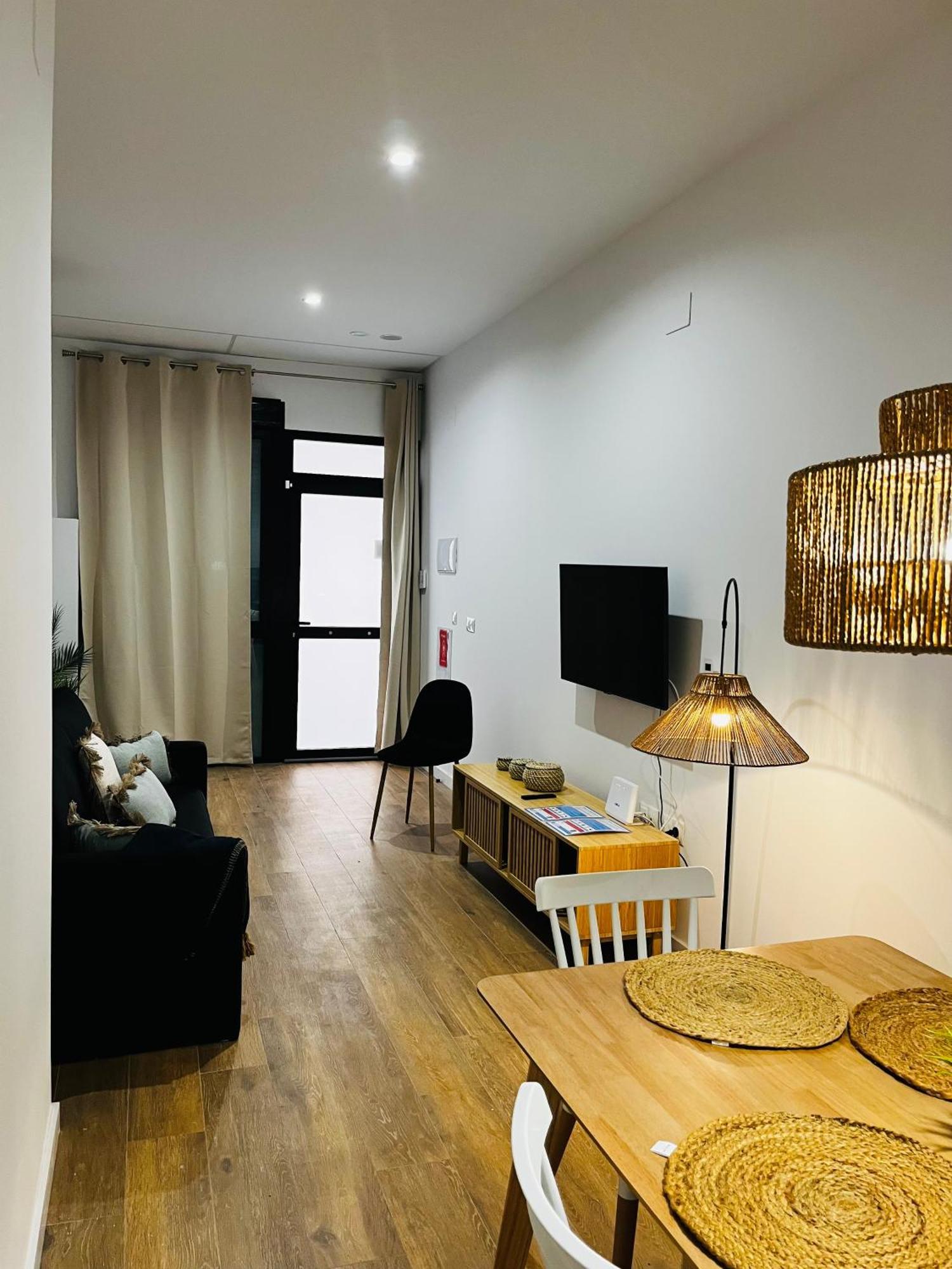 Travel Habitat Mediterranean Suites บาเลนเซีย ภายนอก รูปภาพ