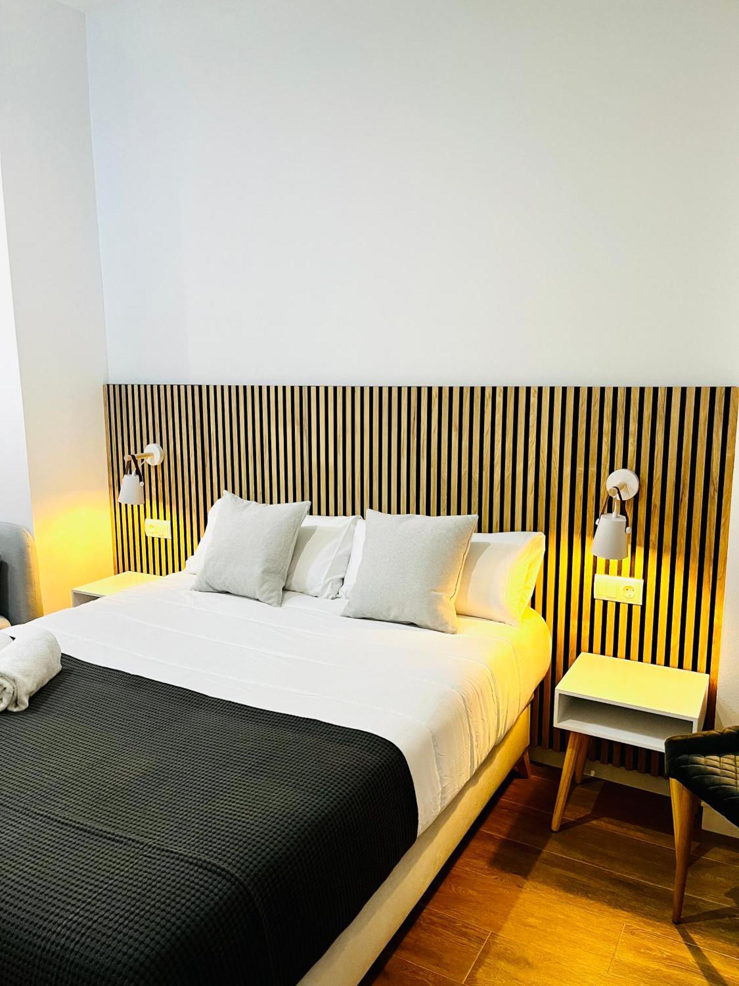 Travel Habitat Mediterranean Suites บาเลนเซีย ห้อง รูปภาพ
