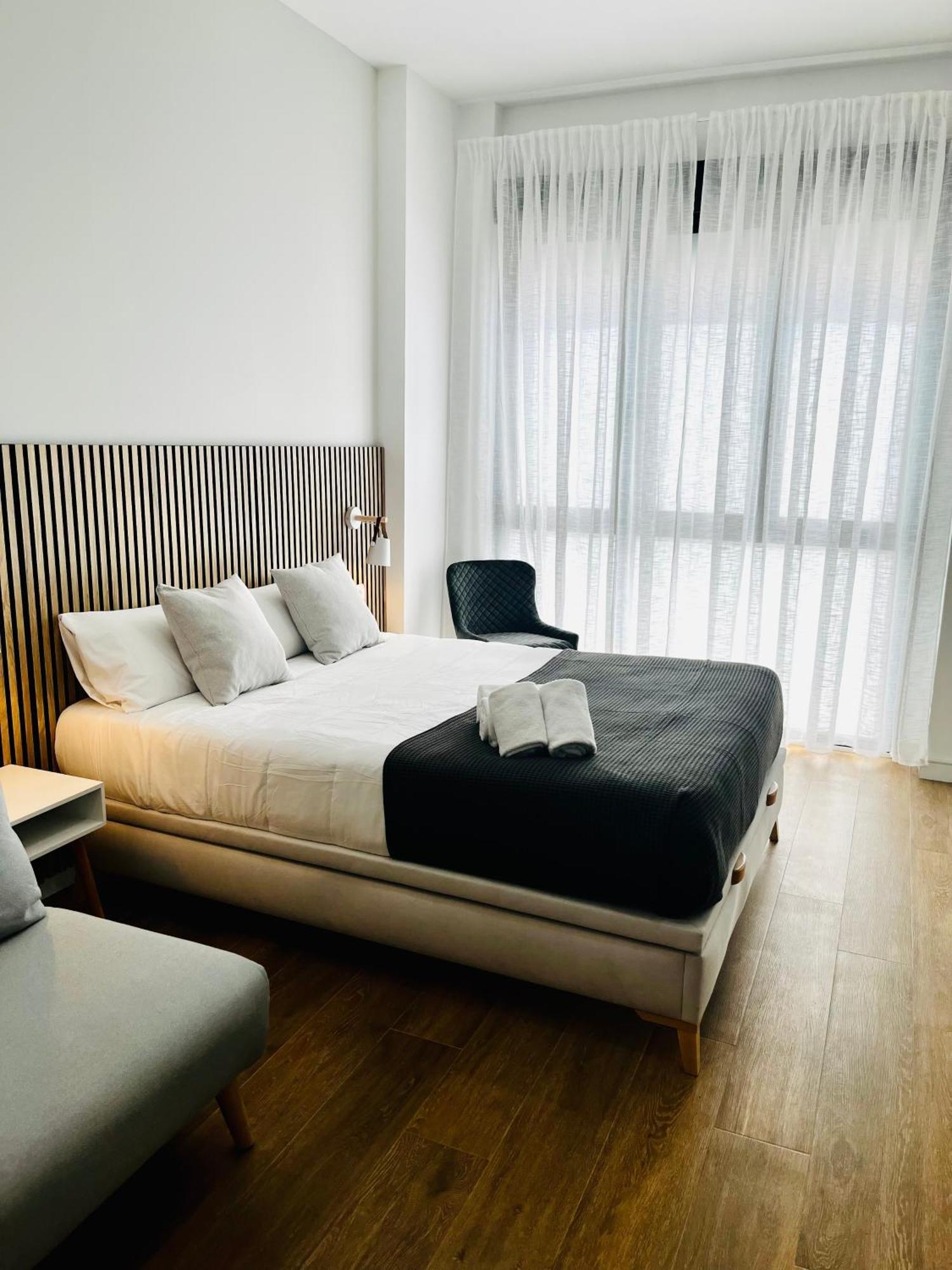 Travel Habitat Mediterranean Suites บาเลนเซีย ห้อง รูปภาพ