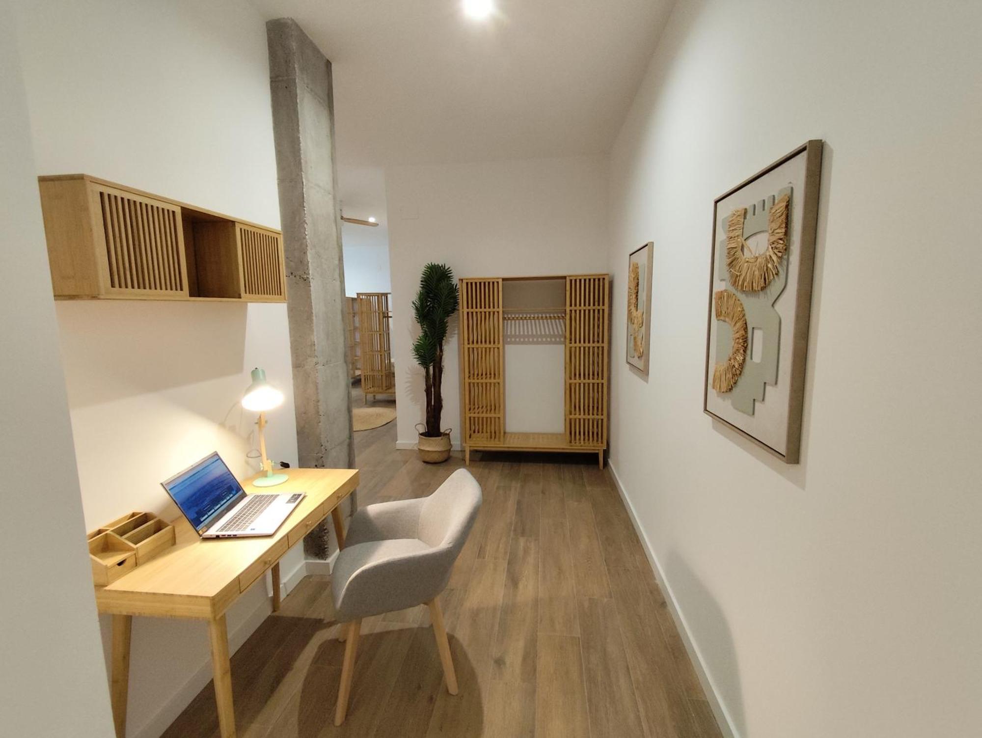 Travel Habitat Mediterranean Suites บาเลนเซีย ภายนอก รูปภาพ